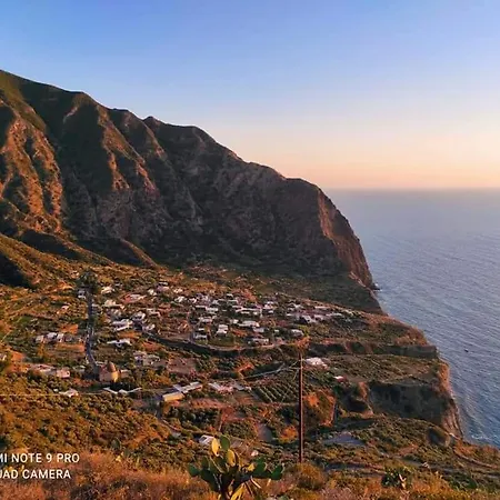 Casa Vacanze Lino E Iolanda Pollara Buitenkant foto
